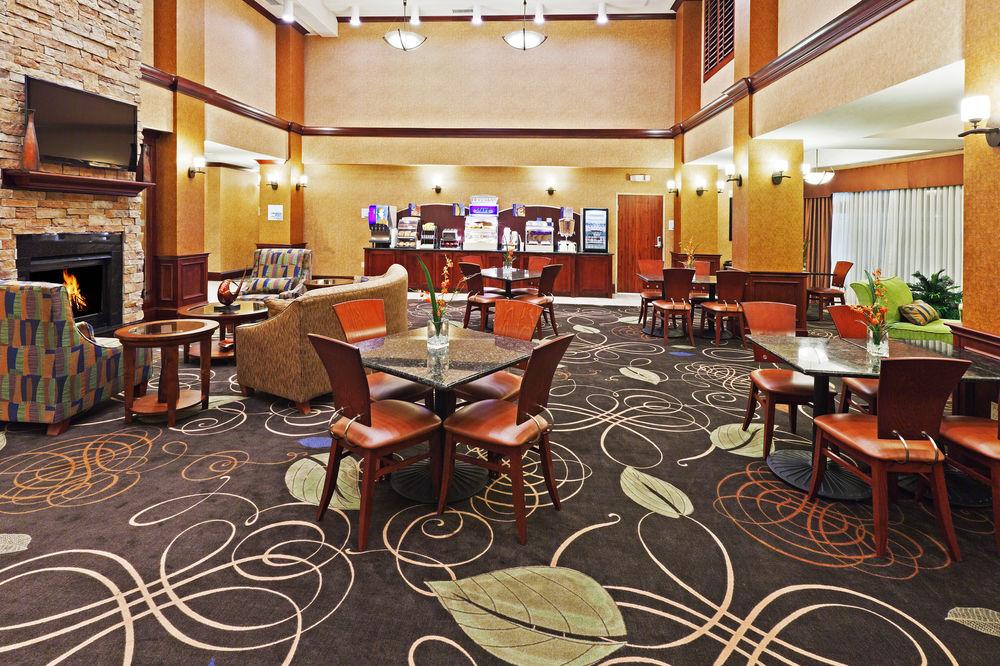 Holiday Inn Express & Suites Poteau By Ihg Екстер'єр фото