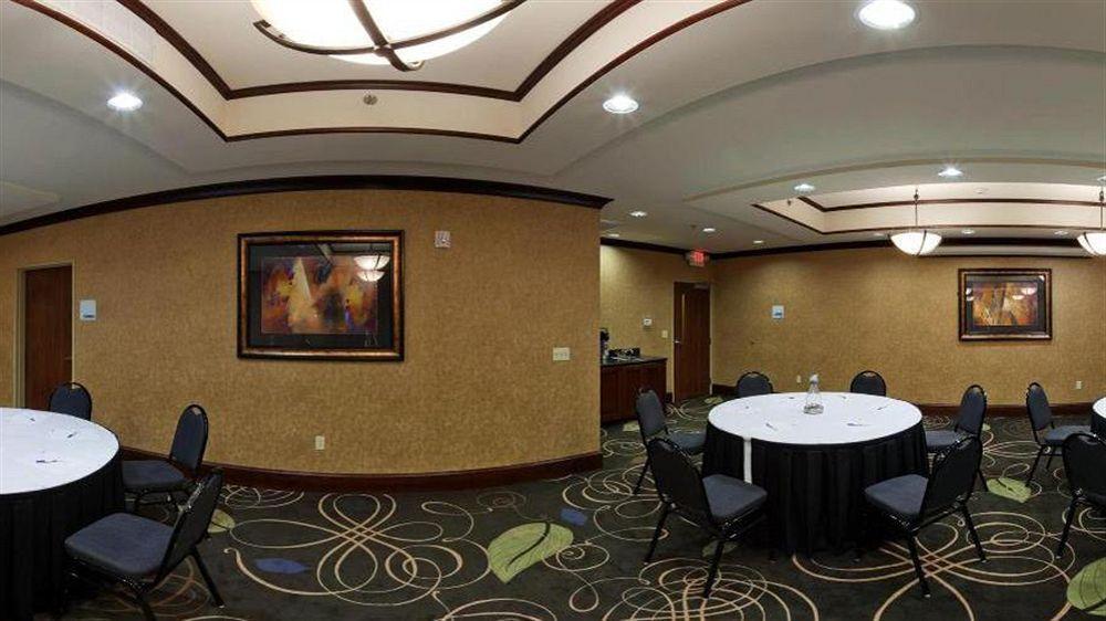 Holiday Inn Express & Suites Poteau By Ihg Екстер'єр фото